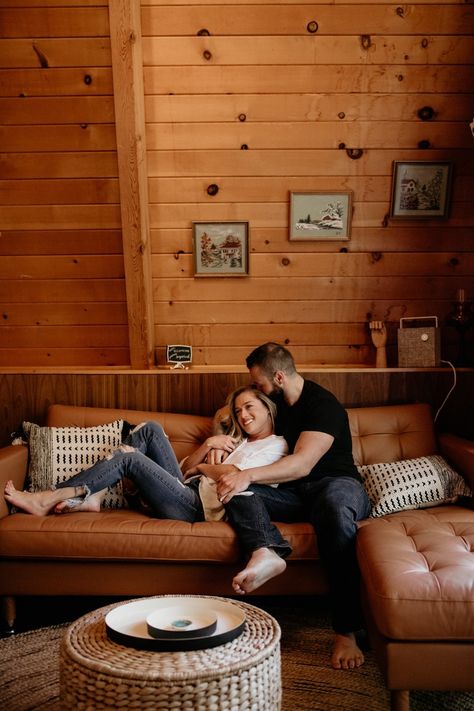 Cabin Photoshoot Ideas, Cabin Photoshoot, Catherine Cowles, Hiking Views, Lifestyle Photography Couples, Big Bear Cabin, Proposal Photoshoot, Cabin Trip, Bear Cabin