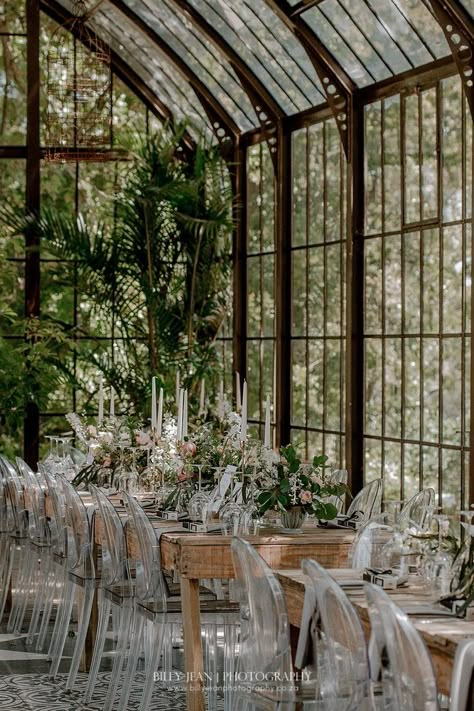 Wedding In A Glass House, Glass Green House Wedding, Wedding Venue Glass House, Glass Gazebo Wedding, Wedding Venue Big Windows, Wedding Venues Greenhouse, Wedding Venues Glass House, Wedding Venue Windows, Wedding Venue Greenhouse