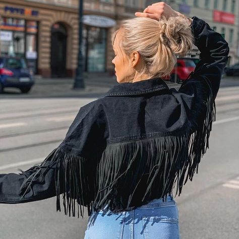 Drop Shoulder Fringe Trim Crop Denim Jacket | SHEIN EUR Heels Boots Outfit, Crop Denim Jacket, Boutique Inspiration, Fringe Jeans, Nashville Style, Diy Jacket, Fringe Jacket, Cropped Denim Jacket, Denim Jacket Women