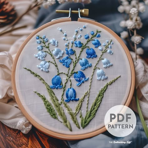 Lily Of The Valley Embroidery, Jeans With Flowers, Blue Flower Embroidery, Diy Embroidery Flowers, Light Blue Embroidery, Flowers Hand Embroidery, Embroidery Hacks, Diy Embroidery Art, Embroidery Journal