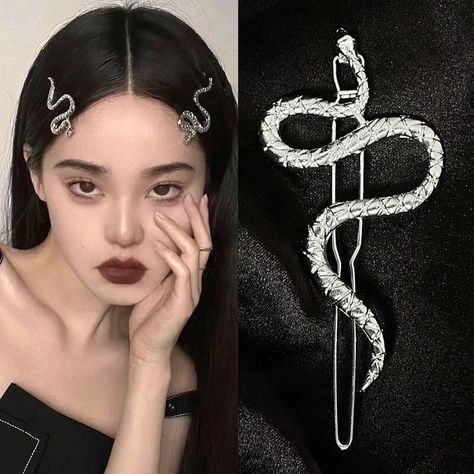 Snake People, Metal Snake, Snake Hair, People References, Party Hair Accessories, Metal Hair Clips, Side Bangs, Gothic Punk, One Hair