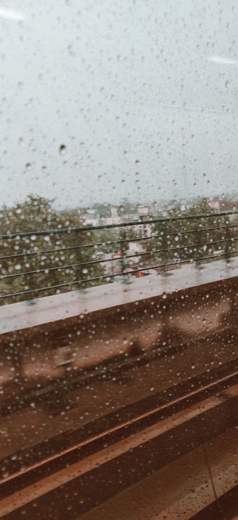 #rain #rainyday #bliss #delhi #delhigram #lifeinametro #metrorains #delhidiaries #delhincr Delhi Rain Aesthetic, Delhi Rain, Winter Mornings, Rainy Weather, Nature Aesthetic, Rainy Day, Nails, Quick Saves, Nature