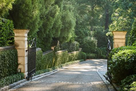 French Manor – Howard Design Studio French Villa House, French Manor, French Homes, Driveway Entrance, Gardening Projects, Raised Planter, Cottage Ideas, Garden Fencing, English Cottage