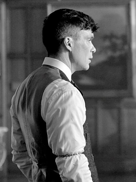 Tommy Shelby | Peaky Blinders Peaky Blinders Fashion, Cillian Murphy Tommy Shelby, Peaky Blinders Poster, Don Corleone, Peaky Blinders Characters, Peaky Blinders Wallpaper, Peaky Blinders Thomas, Peaky Blinders Tommy Shelby, Cillian Murphy Peaky Blinders