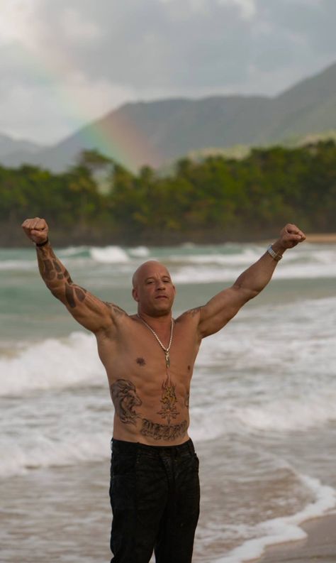 Vin Diesel Shirtless, Mark Sinclair, Josh Henderson, Van Diesel, Yoda Images, Action Movie Stars, Celebrity Dogs, Fast And Furious Actors, Dominic Toretto