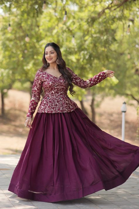 Lavender Lehenga, Pink Saree Blouse, Latest Crop Tops, Lehenga Choli For Women, Choli For Women, Designer Embroidery, Dress Models, Half Saree Designs, Ghagra Choli