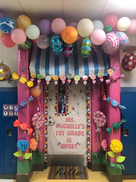 Candy Land Classroom Door, Candy Door Decorations Classroom, Candyland Door Decor, Candy Land Theme Door, Candy Land School Theme, Candy Door Decorations, Candyland Classroom, Candy Classroom Door Ideas, Candyland Classroom Door