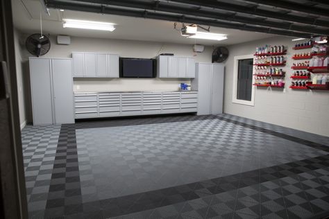 Rubber Garage Flooring, Garage Mats, Garage Lights, Garage Design Interior, Garage Tile, Home Gym Garage, Garage Floors, Garage Floor Tiles, Garage Floor Epoxy