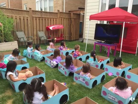 outdoor diy drive-in movie theater cardboard box cars for kids, awesome ideas to keep kids busy summer, backyard party ideas , Best summer backyard games and outdoor activities for kids, diy summer projects for kids,fun ideas for kids summer , fun summer ideas for children, lots of summer activities for kids, outdoor games for summer, Movie Theatre Birthday Party, Drive Inn Movies, Movie Night For Kids, Movie Birthday Party, Drive In Movie Theater, Backyard Movie Nights, Backyard Movie, Movie Night Party, Movie Birthday