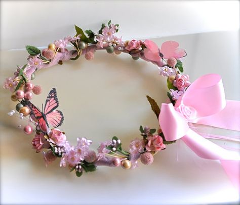 Flower Crown With Butterflies, Butterfly Party Crafts, Butterfly And Flower Party, Fairy Princess Party Ideas, Bday Crown, Butterfly Party Ideas, Butterfly Flower Crown, Flower Crown Birthday, Handmade Crowns