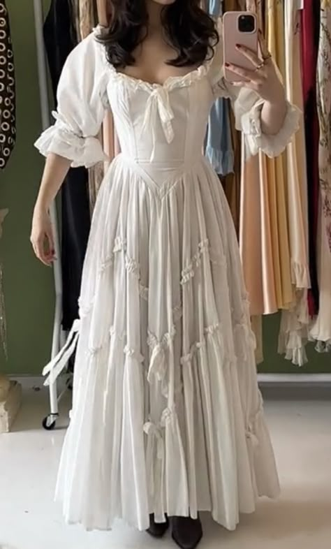 Fairytale Dress Casual, Modern Shakespeare Outfit, Strong Feminine Outfits, Victorian Style Dresses Modern, White Edwardian Dress, Flamenco Inspired Dress, Period Piece Dresses, Victorian Casual Dress, Cottagecore Long Dress