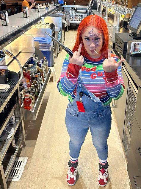 Halloween Costumes For Mixed Women, Cute Chucky Costume, Funny Female Costumes, Chucky Costume Black Women, Chucky Female Costume, Seed Of Chucky Costume, Chucky Couple Costume, Chucky Costume Ideas, Chucky Girl Costume