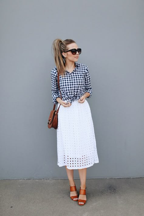 8 ways to style a midi skirt | merricksart.com Button Up Midi Skirt Outfit, Casual Dress Outfit For School, White Button Down With Skirt, Button Up And Skirt Outfit, Skirt And Button Down Shirt, Shirts With Skirts, White Midi Skirt Outfit, Mormon Fashion, Shirt With Skirt