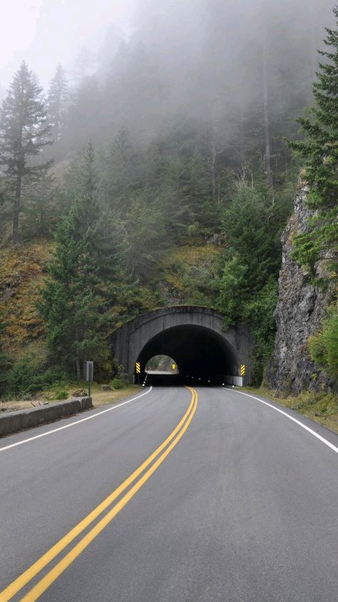 Mountain Tunnel, Road Tunnel, Mountain Bridge, Bakgerand Photo, Canada Mountains, Mountain Roads, Dark Forest Aesthetic, Cute Owls Wallpaper, Road Photography