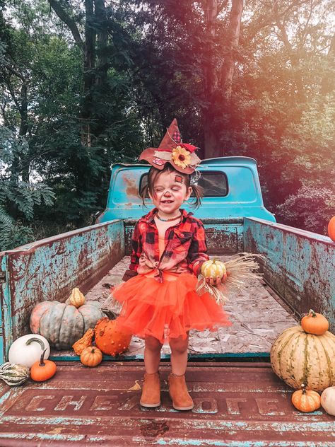 Scarecrow Toddler Costume, Toddler Scarecrow Costume Girl, Girl Scarecrow Costume, Scarecrow Costume With Overalls, Girl Scarecrow Costume Diy, Toddler Girl Scarecrow Costume, Kids Scarecrow Costume, Baby Scarecrow Costume, Toddler Scarecrow Costume