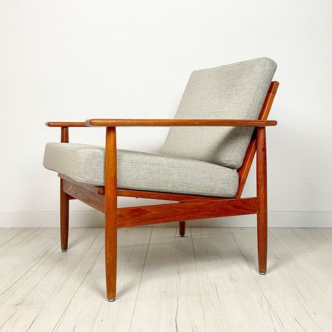 Listed on VNTG.com: Vintage Danish Design Teak Armchair, 1960s | #vntg #vintage 1960s Armchair, Teak Lounge Chair, Teak Armchair, Danish Design, Vintage Design, Lounge Chair, Accent Chairs, Teak, 1960s