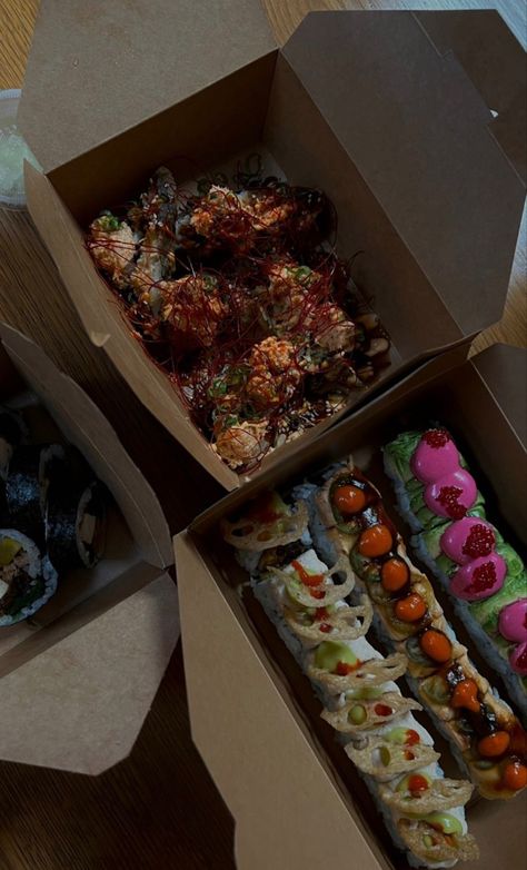 Sushi Takeout Aesthetic, Takeout Aesthetic, Sushi Takeout, Food Sushi, Event Ideas, Food Diary, What To Cook, Food Cravings, Aesthetic Food