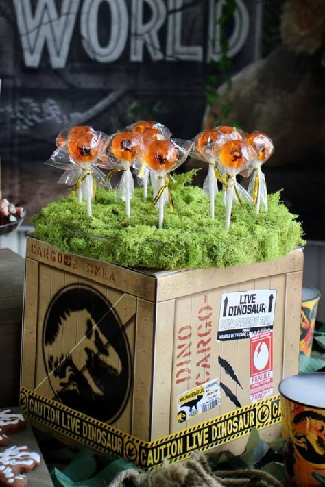 Jurassic World Party Ideas, Jurassic World Birthday Party Ideas, Jurassic Park Party Ideas, Dinosaur Themed Food, Jurassic World Birthday Party, Jurassic World Party, Jurassic Park Theme, Jurassic World Birthday, Dinasour Birthday