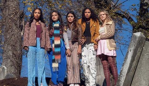 Pretty Little Liars Original Sin, Chandler Kinney, Pretty Little Liars Outfits, Lea Salonga, Pll Fashion, Bailee Madison, The Scarlet Letter, Eric Johnson, Big Little Lies