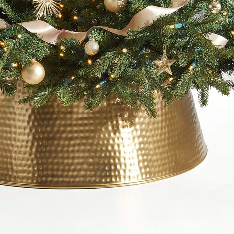 Everybody’s Buying Tree Collars To Upgrade Their Holiday Décor—Here Are 7 We Love! White And Gold Christmas Tree Decor, Tree Skirt Alternative, Holiday Cheermeister, Gold Christmas Tree Skirt, Disco Christmas, Hotel Christmas, Champagne Christmas, Christmas Tree Collar, Copper Christmas