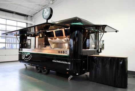 Verkaufsanhänger Roadrunner 45 Foodtrucks Ideas, Coffee Food Truck, Pizza Truck, Container Restaurant, Mobile Coffee Shop, Coffee Trailer, Mobile Food Trucks, Food Truck Business, Food Cart Design