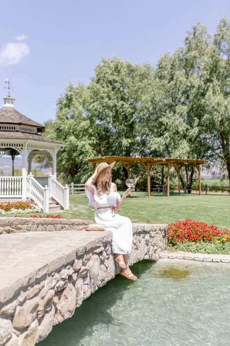 Most Instagrammable Spots in Napa - Fashionable Hostess Napa Photoshoot, Cute Town, Sand Floor, Fashionable Hostess, Napa Wineries, Napa Ca, Photo Shoot Location, The French Riviera, Panoramic View