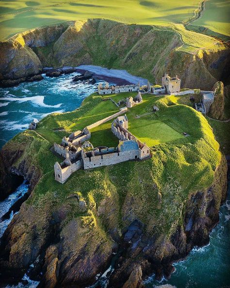 Dunnottar Castle from above- just when you thought it couldn't get any more beautiful!❣️ Thanks to @andyatimages for this cracking shot 📸👌… Dunnottar Castle, Castle Scotland, Scotland Castles, Scottish Castles, Manor Houses, Castle Ruins, Beautiful Castles, A Castle, Random Art