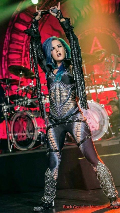 Alissa White Gluz, The Agonist, Metal Singer, Female Rock Stars, Rock Women, Ladies Of Metal, Alissa White, Metal Chicks, Heavy Metal Girl