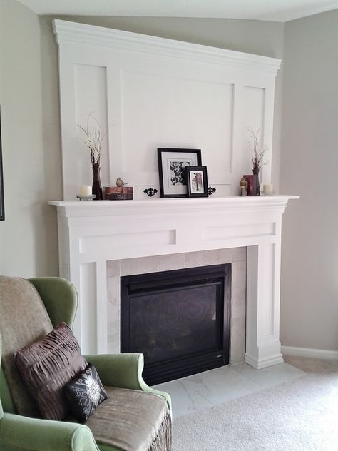 Diy Fireplace Mantle, Fireplace Redo, Diy Fireplace Makeover, White Fireplace, Faux Fireplace, Corner Fireplace, Fireplace Remodel, Diy Fireplace, Home Fireplace