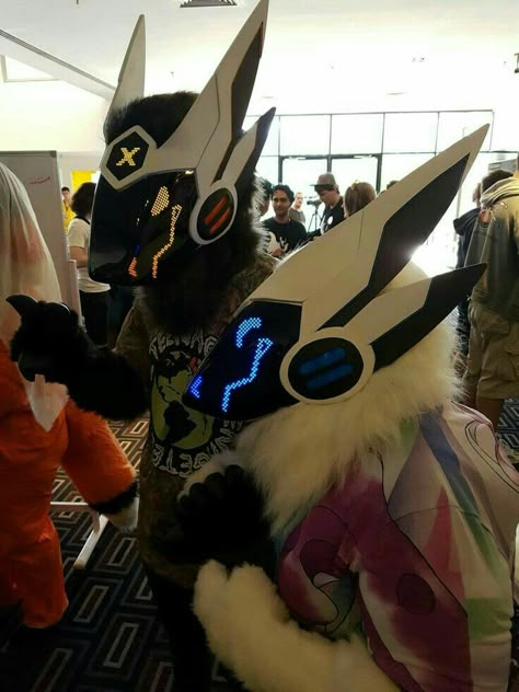 That's so cool! Fursuit With Glasses, Fursona Protogen, Cool Fursuit Ideas, Protogen Suits, Fursuit Protogen, Protogen Fursuit, Unique Fursuits, Partial Fursuit, Fursuit Tutorial