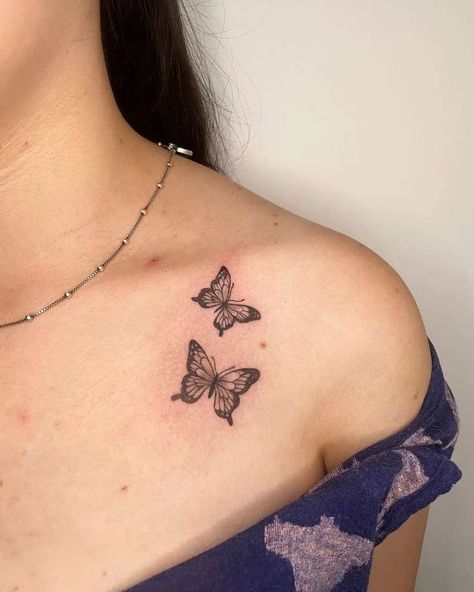 Meaningful Flutter: 2 Butterfly Tattoo Ideas on Side Shoulder Side Shoulder Tattoos For Women, 2 Butterfly Tattoo, Butterfly Tattoo Ideas, Blue Butterfly Tattoo, Butterfly Tattoo On Shoulder, Butterfly Tattoos, Shoulder Tattoos For Women, Line Work, Shoulder Tattoo