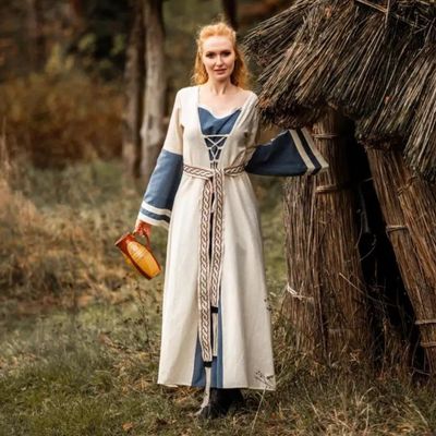 Womens Viking Clothing - Authentic Viking Costume Dress Cloak Traditional Viking Clothing, Womens Viking Costume, Female Viking Costume, Viking Dresses, Vikings Clothing, Viking Apron Dress, Viking Warrior Woman, Beard Jewelry, Viking Cosplay