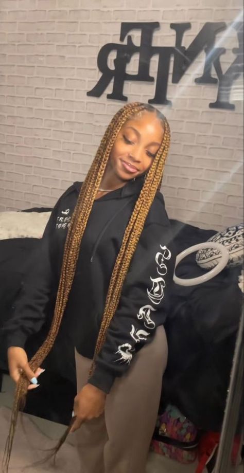 #follow #hairgoals #hairstyles #haircare #hair #braids #beautyblog #blogging #blogger #blog Blonde Knotless Braids, Short Box Braids Hairstyles, Braided Hairstyles For Black Women Cornrows, Big Box Braids Hairstyles, Blonde Braids, Cute Braided Hairstyles, Braids Hairstyles Pictures, Cute Box Braids Hairstyles, Quick Braided Hairstyles