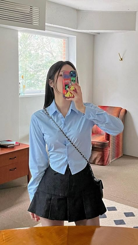 Blue Longsleeves Outfit, Clothes Aesthetic Korean, Fashion Inspo Outfits Korean, Work Clothes Aesthetic, Longsleeves Outfit, Classy Dresses, Fashion Top Outfits, High Fashion Outfits, Ulzzang Fashion