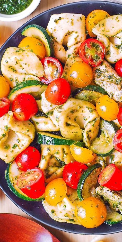 Chicken And Zucchini, Basil Pesto Chicken, Cooking Blogs, Light Summer Meals, Pesto Tortellini, Chicken Tortellini, Tortellini Recipes, Spring Dinner, Chicken Zucchini