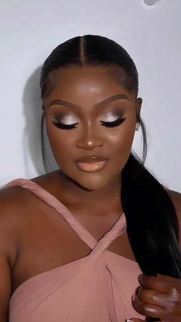 Makeup Braidsmaid Make Up, Makeup Looks For Black Women Natural, Makeup Nude Eyes, Makeup Bridesmaid Natural, Nude Makeup Looks, Makeup Looks For Brides, Make Up Nude, Black Bridal Makeup, Melanin Makeup