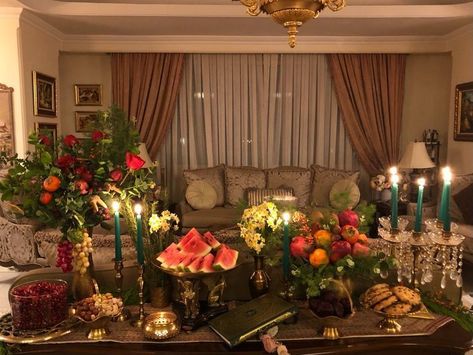 Iranian new year #Homedecoration Yalda Ideas, Yalda Design Idea, Yalda Design, Norooz Design, Iranian New Year, Yalda Night, Iran Food, Iranian Cuisine, Rainy Day Aesthetic