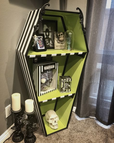 Beetlejuice themed coffin shelf #spooky home decor️💚🖤 Halloween Coffin Decoration, Coffin Decor, Coffin Shelf, Halloween Bedroom, Halloween Coffin, Gothic Furniture, Goth Home, Goth Home Decor, Goth Decor