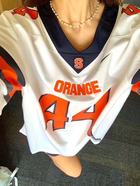 Syracuse Gameday Outfit, College Merch Outfit, Syracuse Gameday, Syracuse Outfit, Syracuse Game Day Outfit, Syracuse University Aesthetic, Syracuse Football, College Football Outfits, College Gameday Outfits