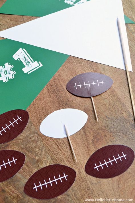 Football Themed Birthday Party Decorations Free Printable, Sports Themed Birthday Party Ideas Decoration Free Printable, Football Cutouts Printable, Football Table Scape, Printable Football Decorations, Super Bowl Banner Ideas, Free Printable Football Decorations, Superbowl Party Decorations Printable, Superbowl Party Ideas Decoration Easy Diy