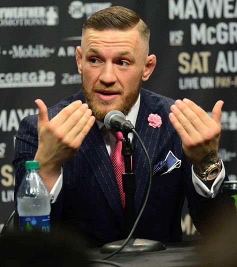 Mc Gregor Fashion, Conor Mcgregor Haircut, Conor Mcgregor Hairstyle, Small Hair Cut, Very Short Hair Men, Taper Fade Short Hair, Short Hair With Beard, Beard Envy, Side Part Hairstyles