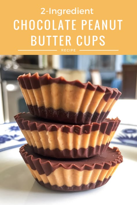 2-Ingredient Chocolate Peanut Butter Cups Vegan Peanut Butter Cups, Healthy Peanut Butter Cups, Peanut Butter Cups Recipe, Chocolate Peanut Butter Cups, Vegan Peanut Butter, Healthy Peanut Butter, Vegan Chocolate Chip, Chocolate Cups, Healthy Chocolate