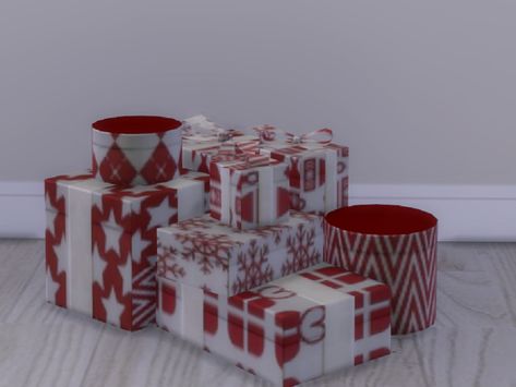 First Christmas Gifts, Baby's First Christmas Gifts, Christmas Sides, Holiday Packing, Baby Presents, Baby's First Christmas, Christmas Settings, Sims 4 Cc, Holiday Art