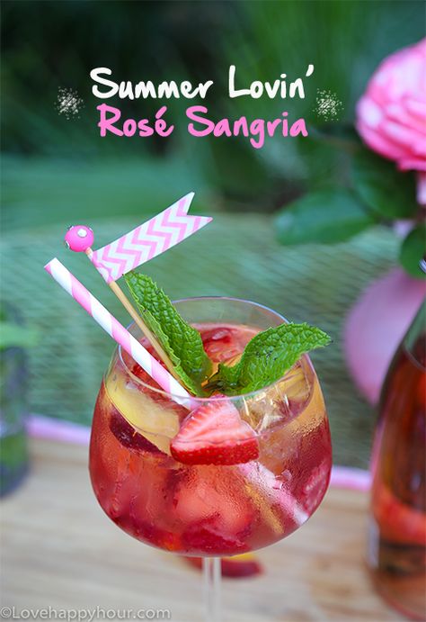 Rosé Sangria, Rose Sangria, Sangria Recipe, Summer Wines, Sangria Recipes, Alcoholic Beverages, Juicy Fruit, Grocery Stores, Summer Lovin