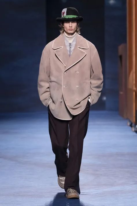 F Men, Paris Mens Fashion, Shanghai Fashion, Dior Men, Kim Jones, Men Dior, Men Fashion Show, Mens Fashion Week, Fire Fits