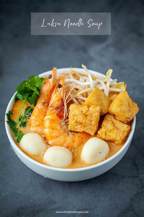 Laksa Recipe, Laksa Soup, Wonton Noodle Soup, Deep Fried Tofu, Wonton Noodles, Wheat Noodles, Asian Soup, Pacific Islands, Food Group