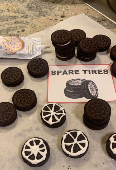 Race Car Theme Treats, F1 Party Food, Hot Wheels Desserts, F1 Themed Snacks, F1 Food Ideas, Monster Truck Party Snacks, Monster Truck Desserts, Hotwheels Birthday Party Food Ideas, Hot Wheels Birthday Party Ideas Food