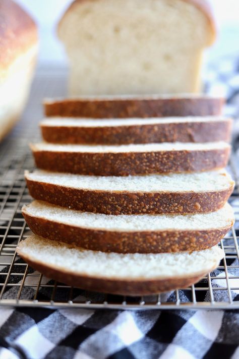 Sourdough Sandwich Bread From Starter, Ambers Kitchen Bread, Ambers Kitchen Sourdough Bread, Ambers Kitchen Cooks, Ambers Kitchen Recipes, Soups Instant Pot, Ambers Kitchen, White Sandwich Bread, Sourdough Sandwich Bread