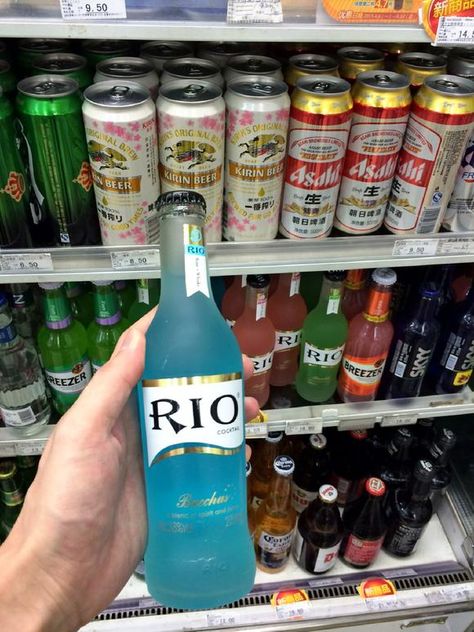 About those bottled Rio drinks (& other bottled cocktails) that are in most of my fave Cdramas... Rio Drink, Bottled Cocktails, Animated Wallpapers For Mobile, Alcohol Drinks, Vending Machine, Fine Wine, Non Alcoholic, Cool Gadgets, Beijing