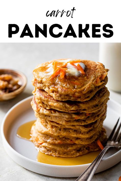 Moist and fluffy Carrot Pancakes that taste just like carrot cake! Shredded carrots give this classic breakfast a healthy twist, while warm spices make it extra cozy. Dress up the pancakes with yogurt or maple syrup for a fun breakfast the whole family will love! Carrots For Breakfast, Carrot Cake Pancakes Healthy, Pancakes With Yogurt, Carrot Pancakes, Vegetarian Recipes For Beginners, Carrot Cake Pancakes, Best Healthy Breakfast, Pancake And Waffle, Yogurt Pancakes